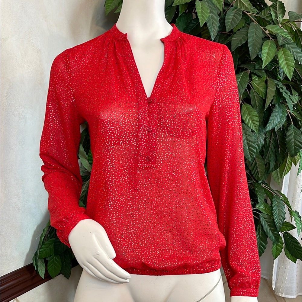 THE LIMITED RED METALLIC DOT TOP